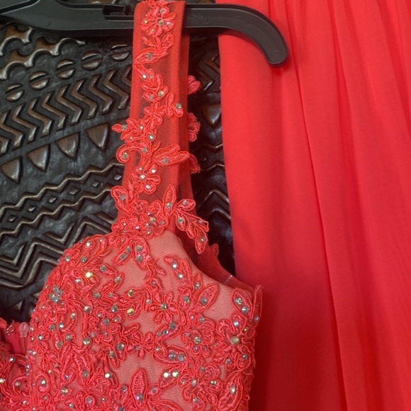 🪸La Femme Two Piece Beaded Pink Grapefruit Coral 2 Piece Prom Formal Dress - Picture 7 of 13